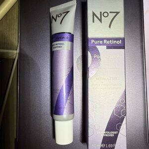 No 7 Pure Retinol post soother